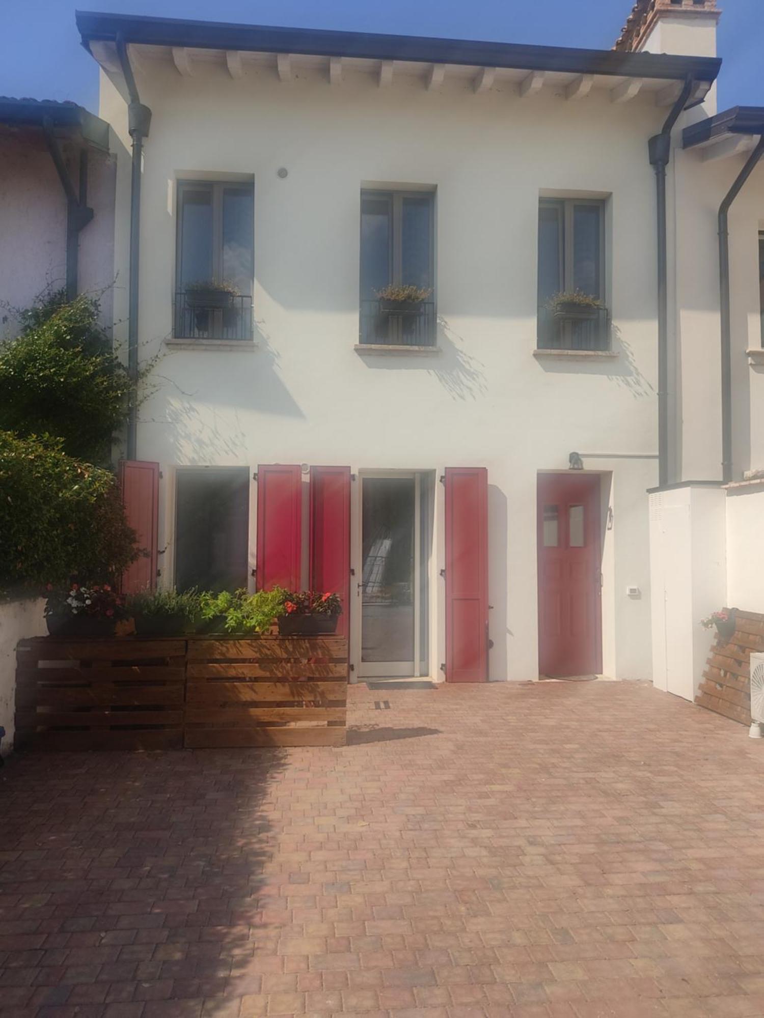 La Casa Di Paolina - Affitti Brevi Apartamento Desenzano del Garda Exterior foto