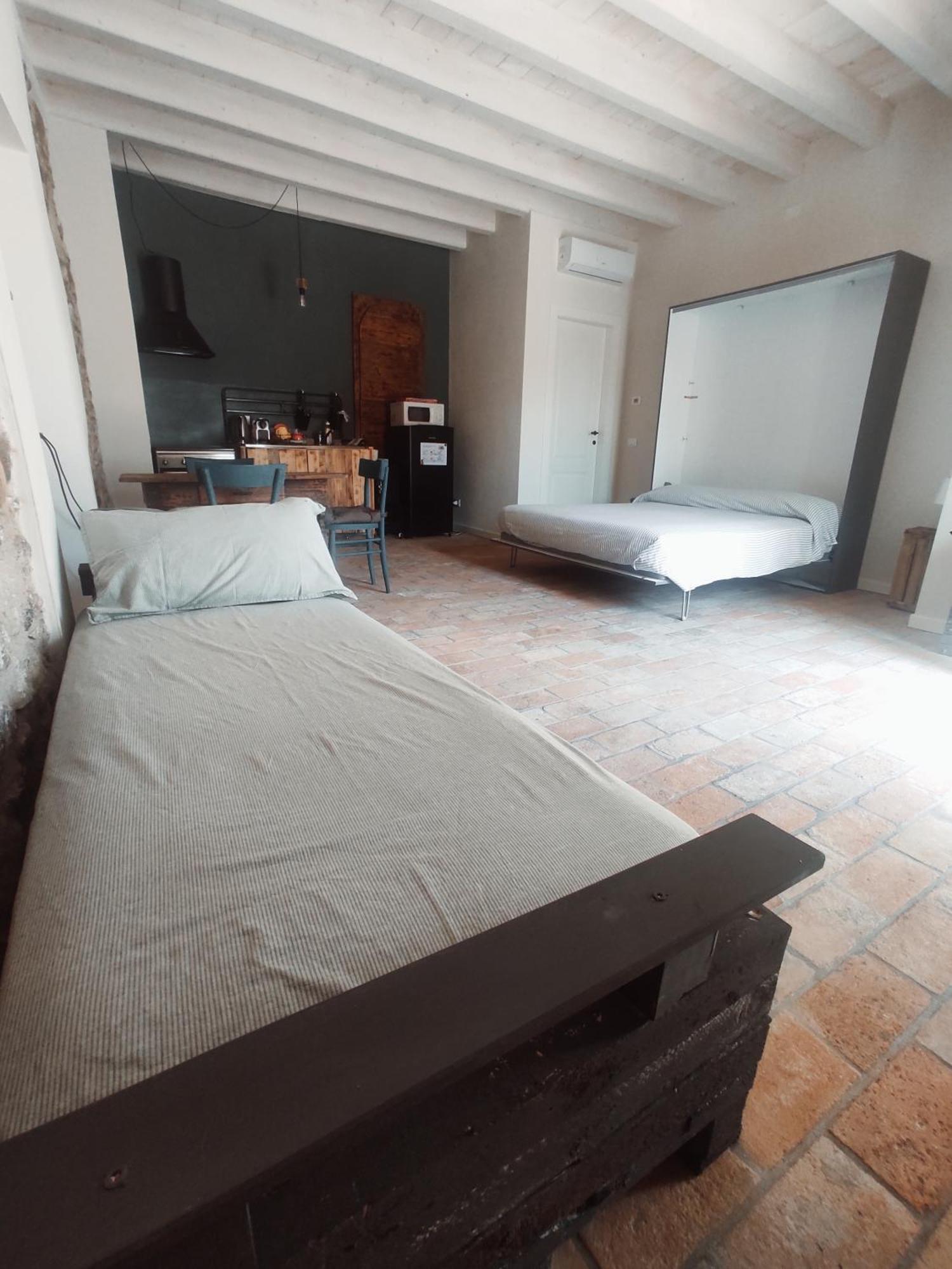 La Casa Di Paolina - Affitti Brevi Apartamento Desenzano del Garda Exterior foto